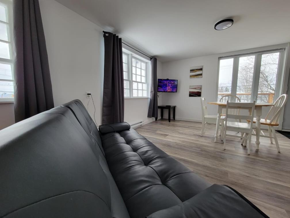 Aux 4 Vents - Auberg'Inn Carleton-sur-Mer Kültér fotó