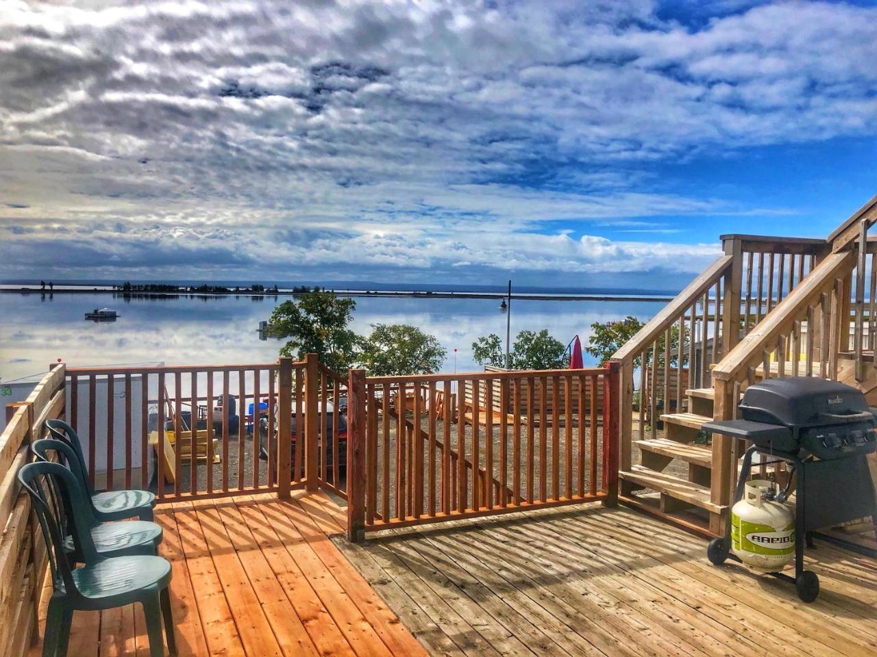 Aux 4 Vents - Auberg'Inn Carleton-sur-Mer Kültér fotó